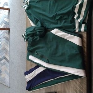 Sz small two pc outfit